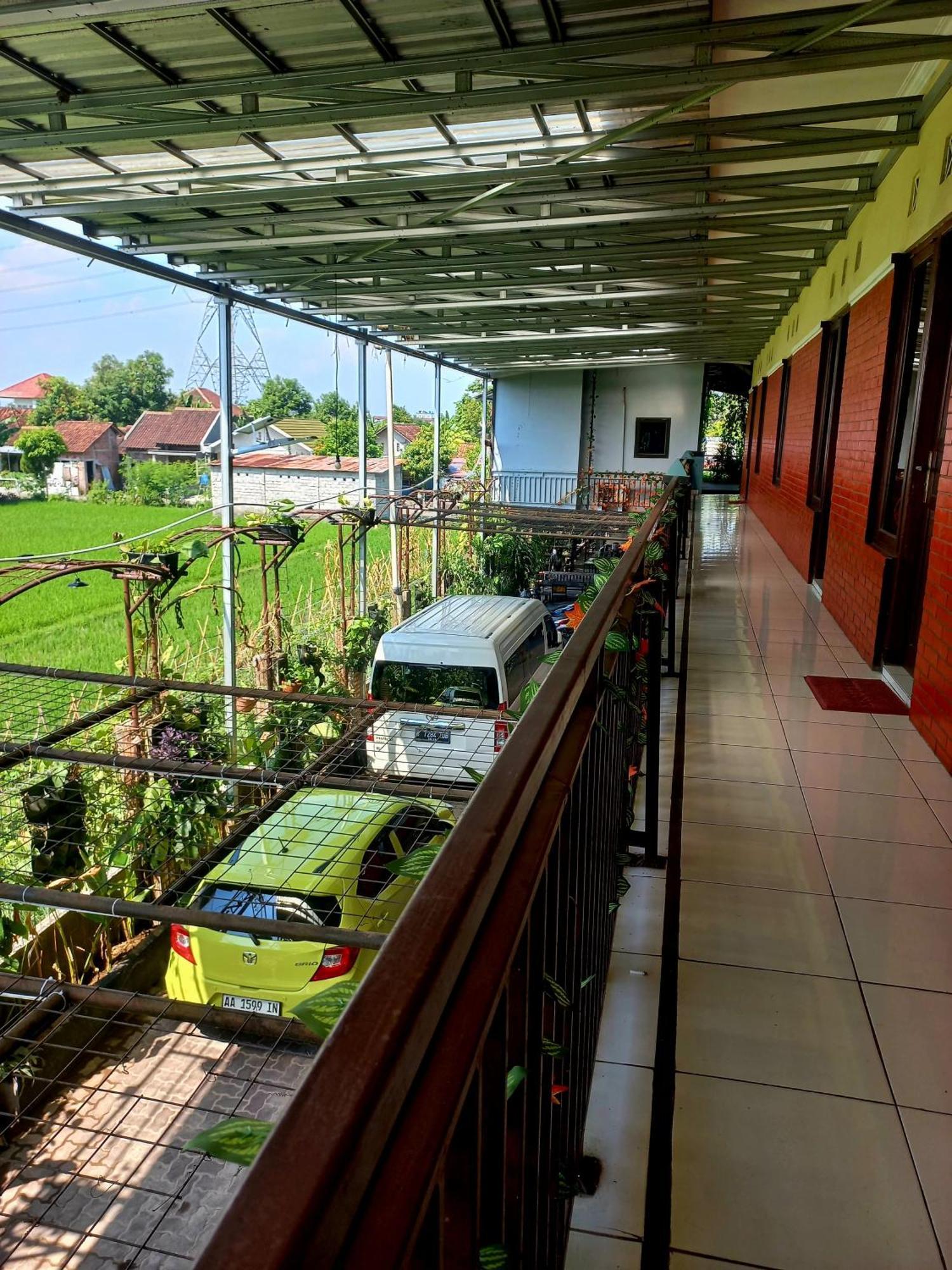 Hotel Omah Tjepit Kültér fotó